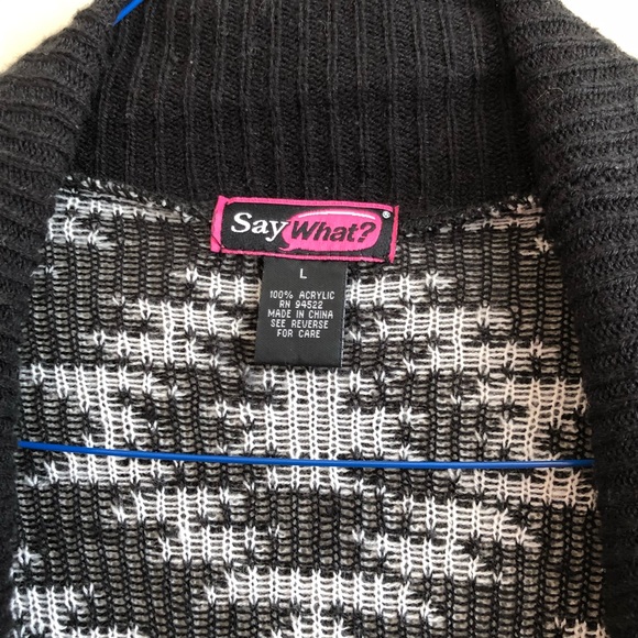 Patterned cardigan! - Picture 2 of 2